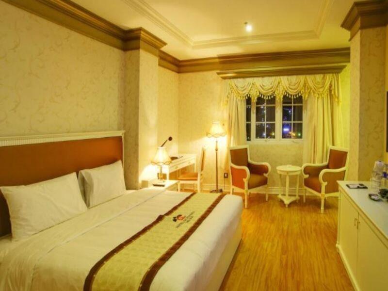 Seventeen Saloon Hotel Da Nang Exterior photo